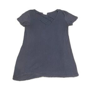 Glitz Blue crisscross V-neck short-sleeve top M